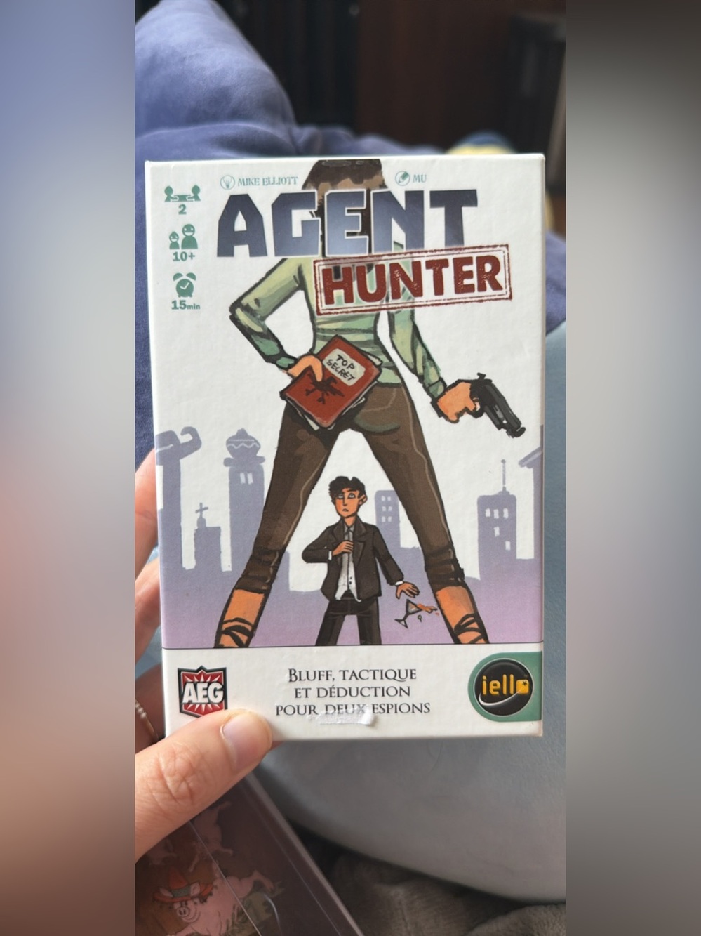 Agent Hunter Card Game – White and Brown Box